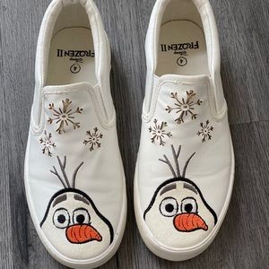 Disney Olaf slip on sneakers